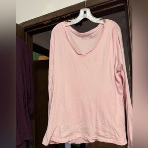 Soft 100% cotton long sleeve Vneck tee- been in a drawer for years